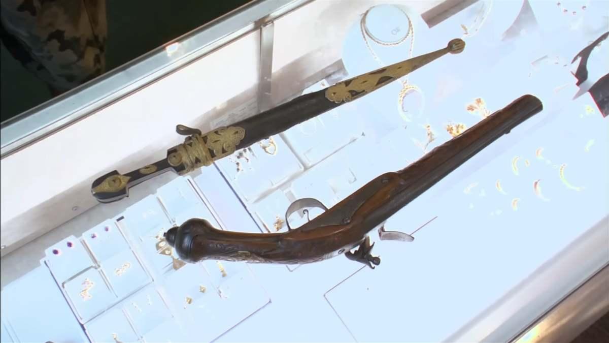 pn/fedcf cf d b bbab