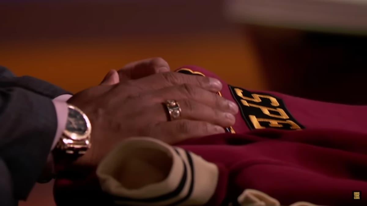 pn/fed bf a e afdafce