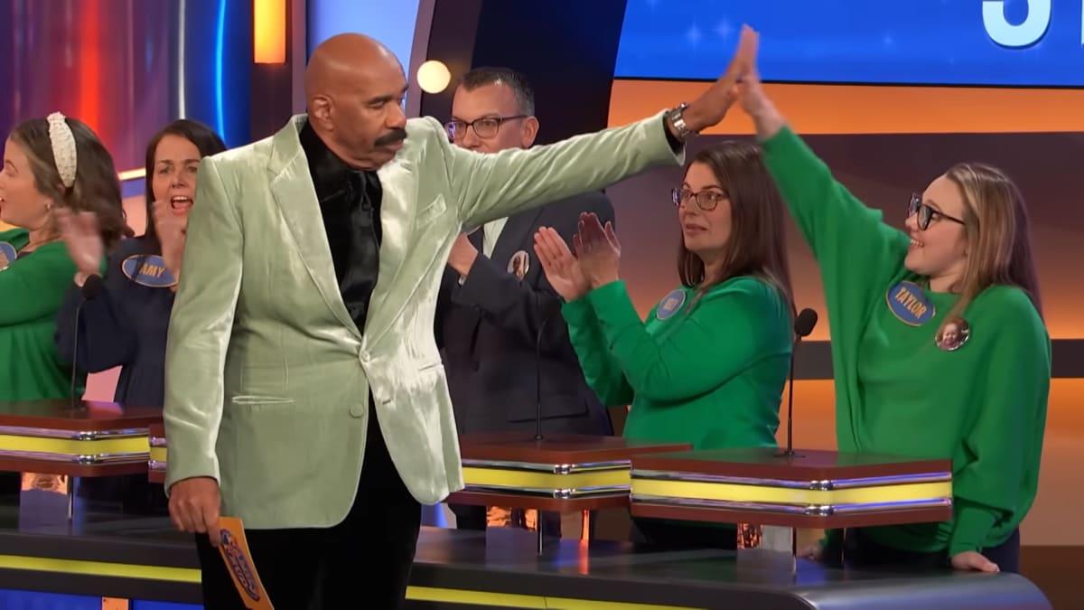 pn/edc a a f bcfaeaadbd