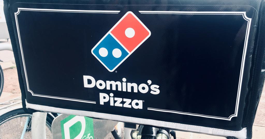 pizza dominos stock