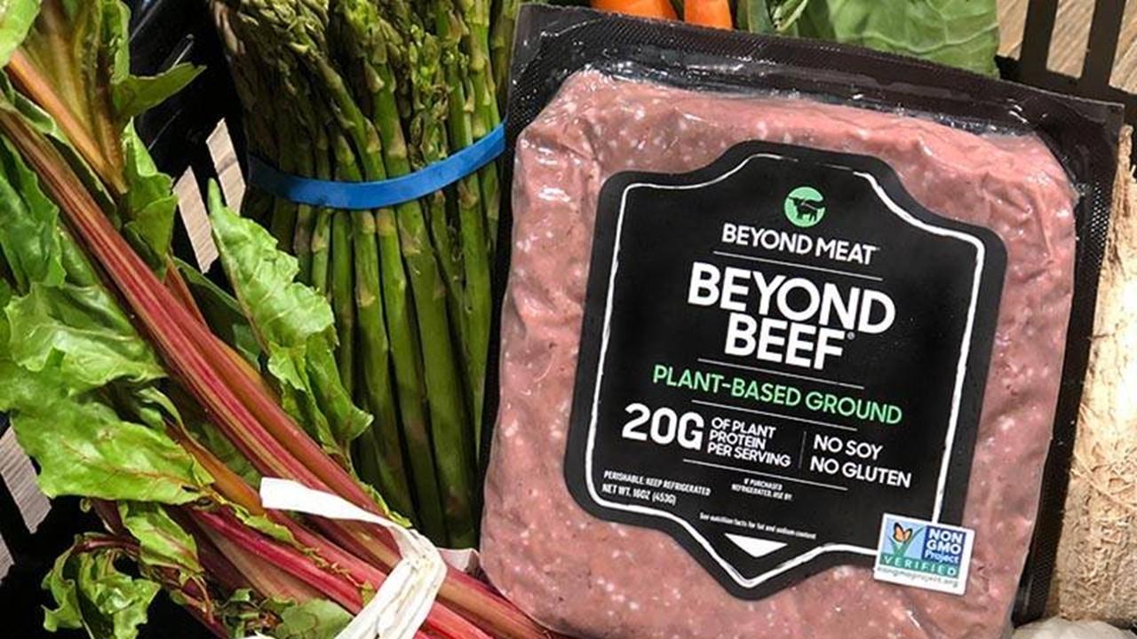 Растительное мясо. Искусственное мясо Beyond meat. Производители искусственного мяса. Бейонд мит.