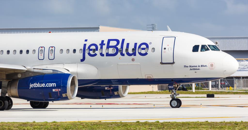 JetBlue Up, Alaska Air Down after JPM Rating Change