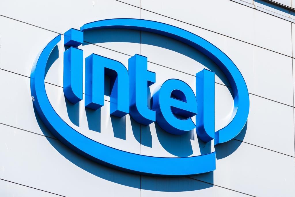 Could Intel’s Q4 Earnings Report Boost Its Stock?
