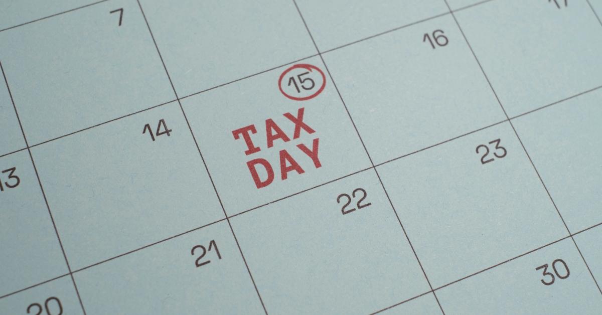 What Happens If You Do Your Taxes Late? Here’s What the IRS Does