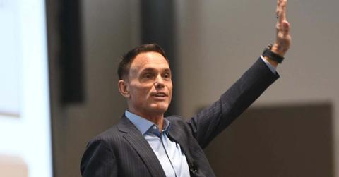 pn//uploads/c c ee dbf__