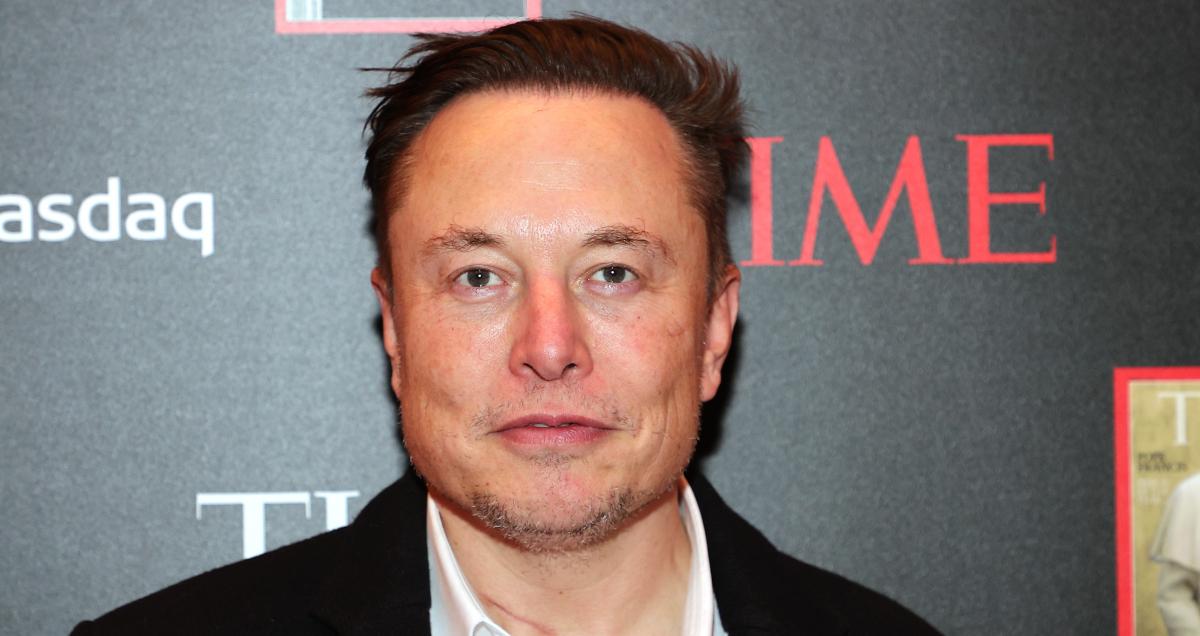 Can Elon Musk Buy Amazon and Settle Score With Jeff Bezos?