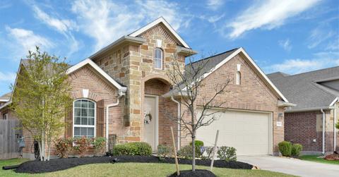 Title insurance helps protect property buyers like homeowners