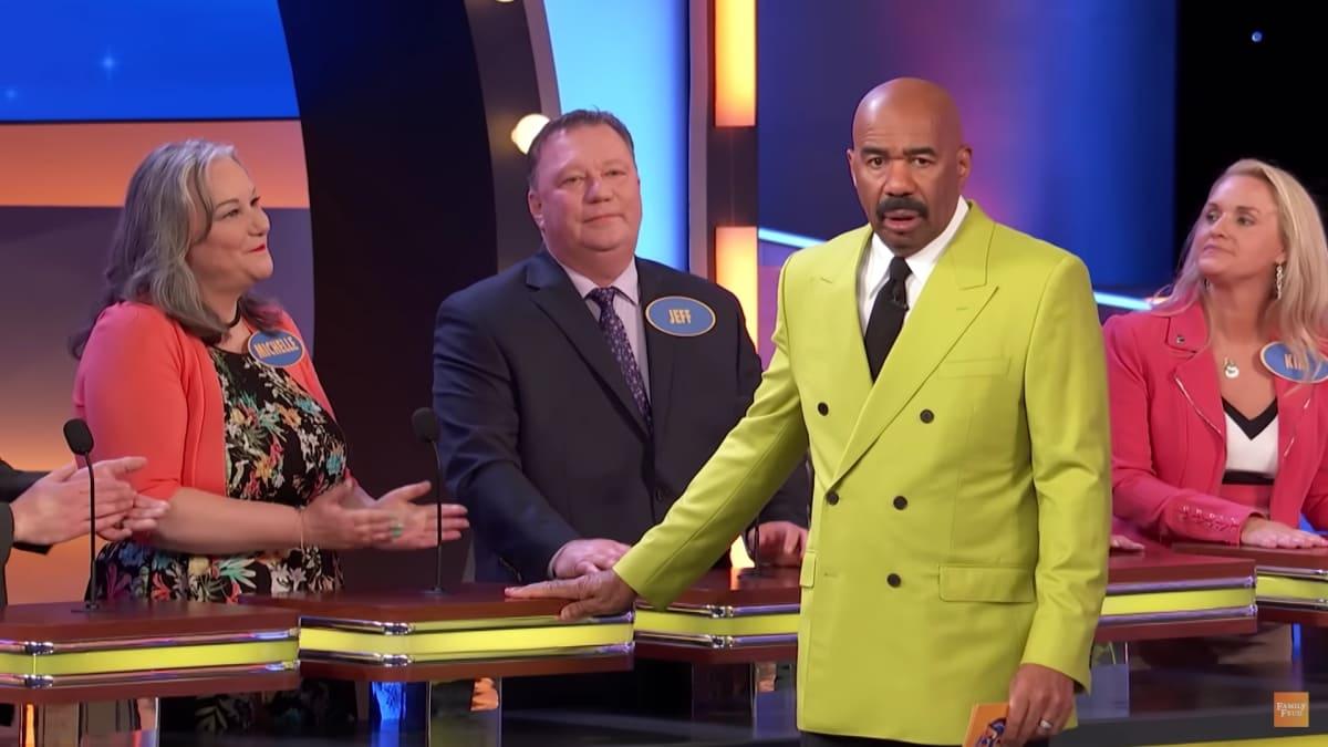 pn/efad b d bd abead