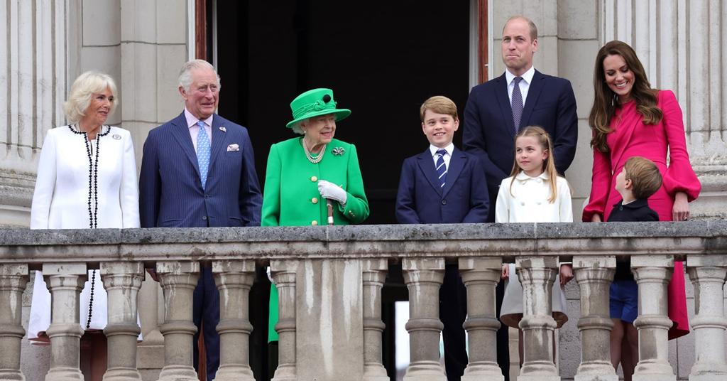 how-much-does-the-royal-family-bring-in-to-britain-s-economy