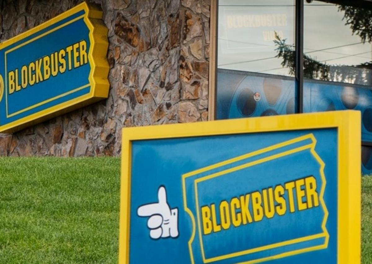 A Blockbuster sign