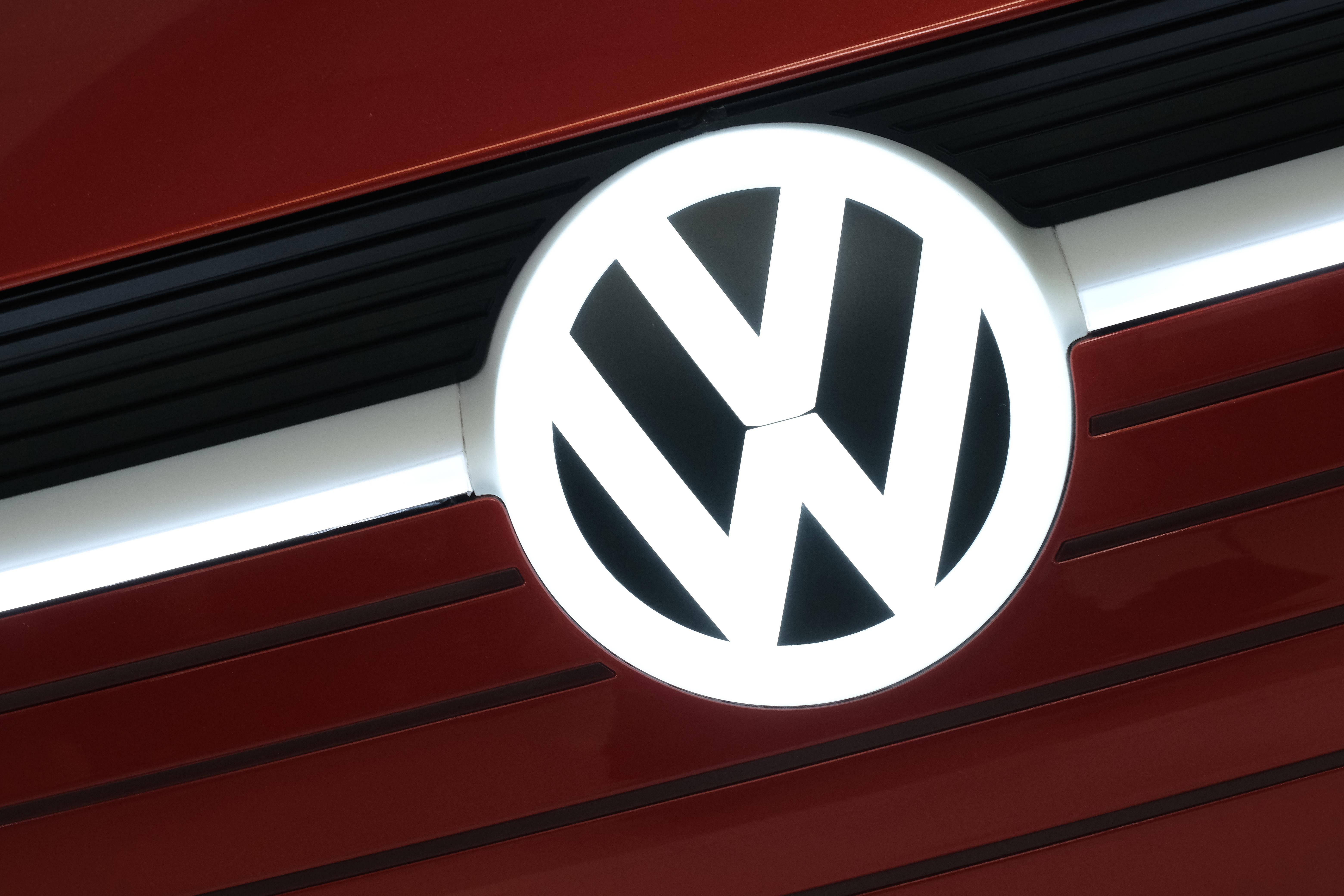 Vw Short Squeeze Qustfantasy