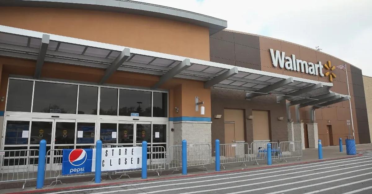 Is Walmart Going Out of Business? More Stores Are Closing