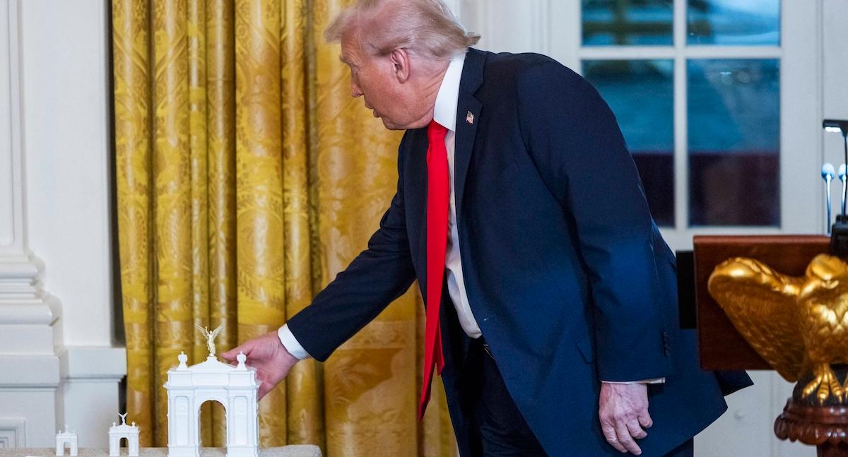 arc de trump