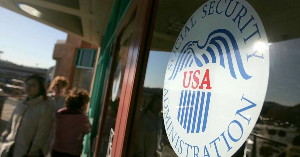 How Social Security 5Year Residency Rule Impacts NonCitizen Spouses