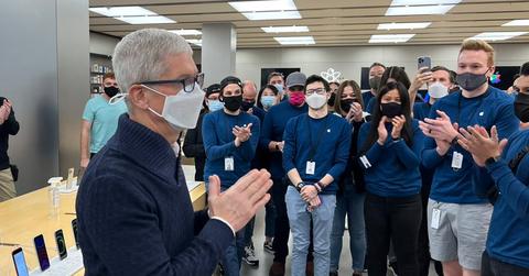 Tim Cook at Apple City Creek Center