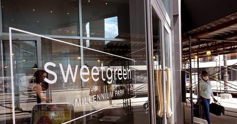 Sweetgreen signage on restaurant