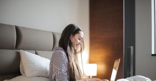 Is Flirtbucks a Scam or Legit? Users Should Be Cautious