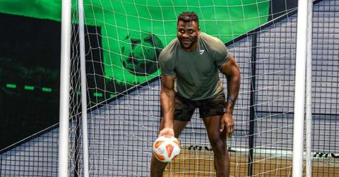 pn//uploads/da db ee f fbecda__