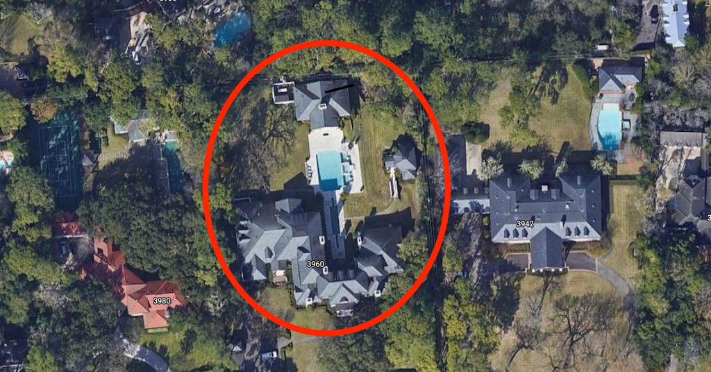 What Is Joel Osteen's Net Worth? The Estimates Cover a Wide Range