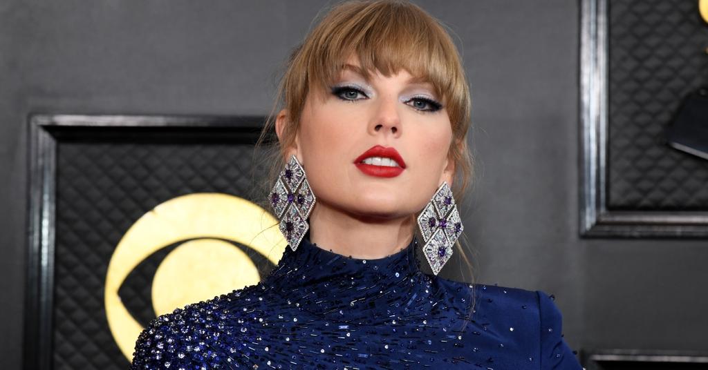 How Many Houses Does Taylor Swift Own? Cali to Nashville