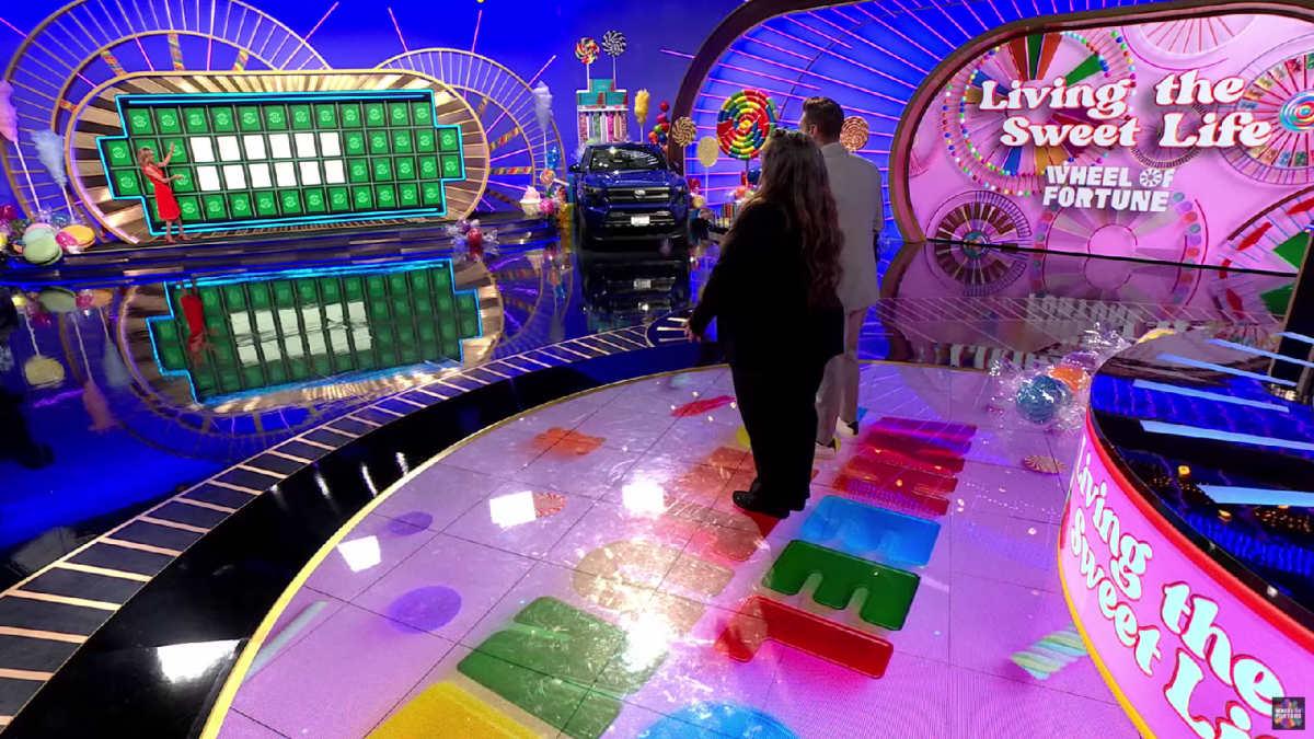 pn/fc d f a aeecdebc