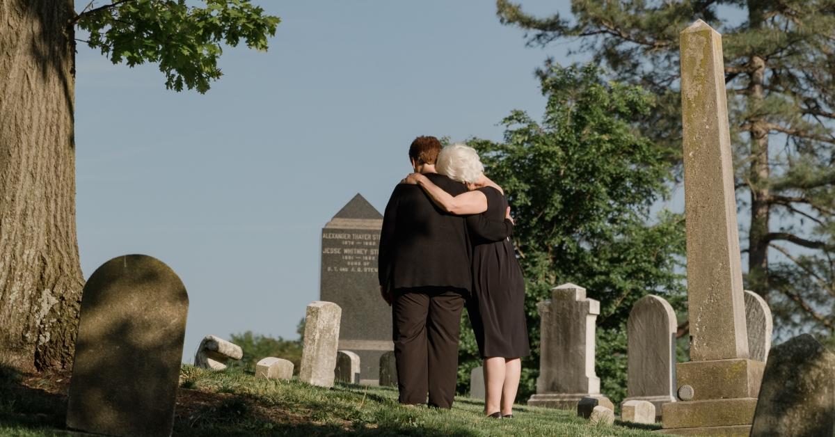 What Happens If You Can't Afford a Funeral? Ways to Cover Cost