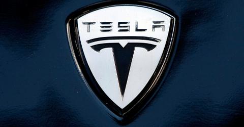 Tesla logo