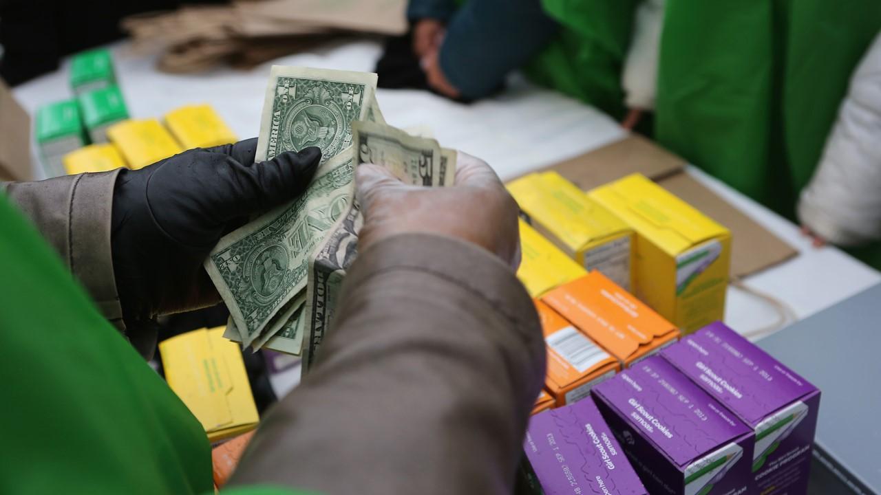 How Much Do Girl Scouts Make on Cookie Sales?