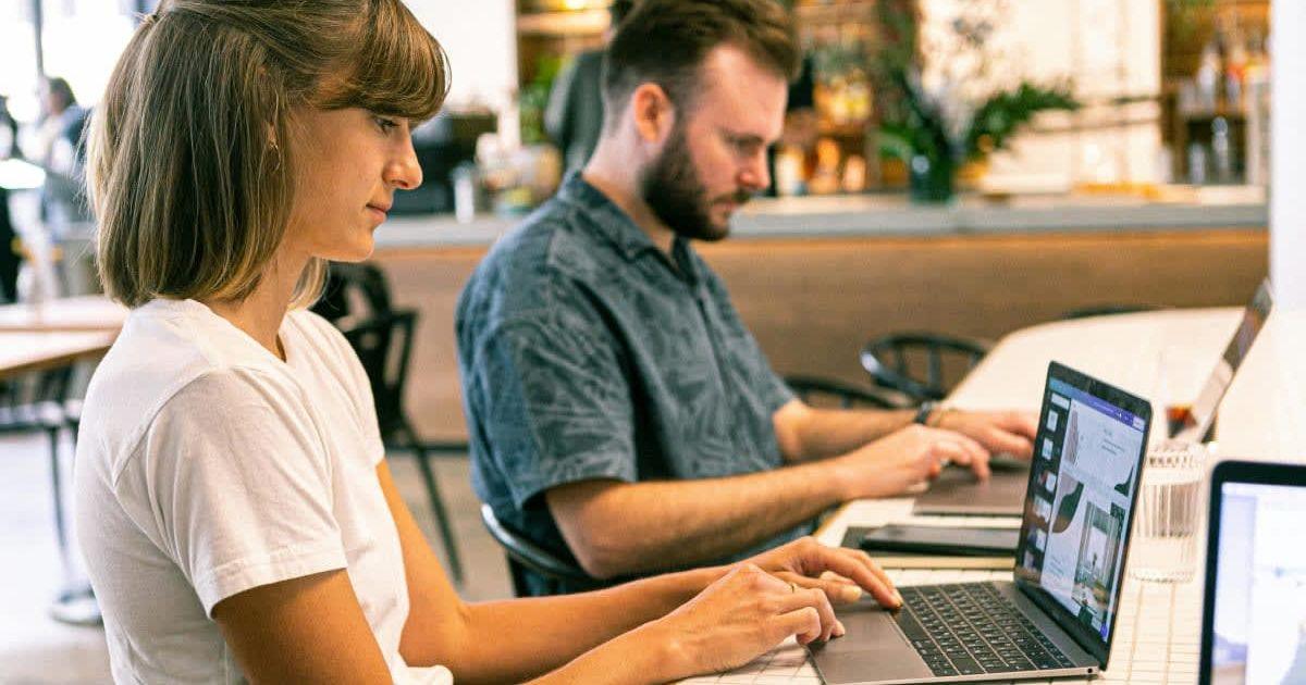 pn//uploads/ccfa a ef a ccbadf__