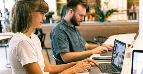 pn//uploads/ccfa a ef a ccbadf__