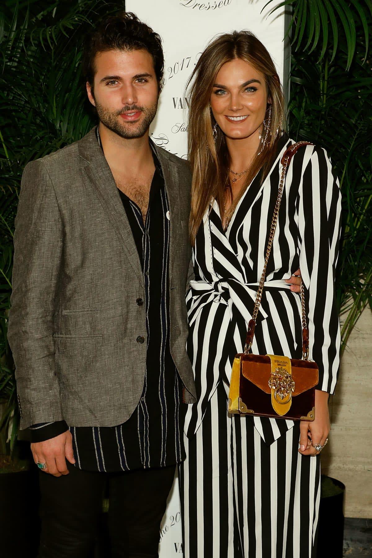 pn/aadd a bc af cccfbd