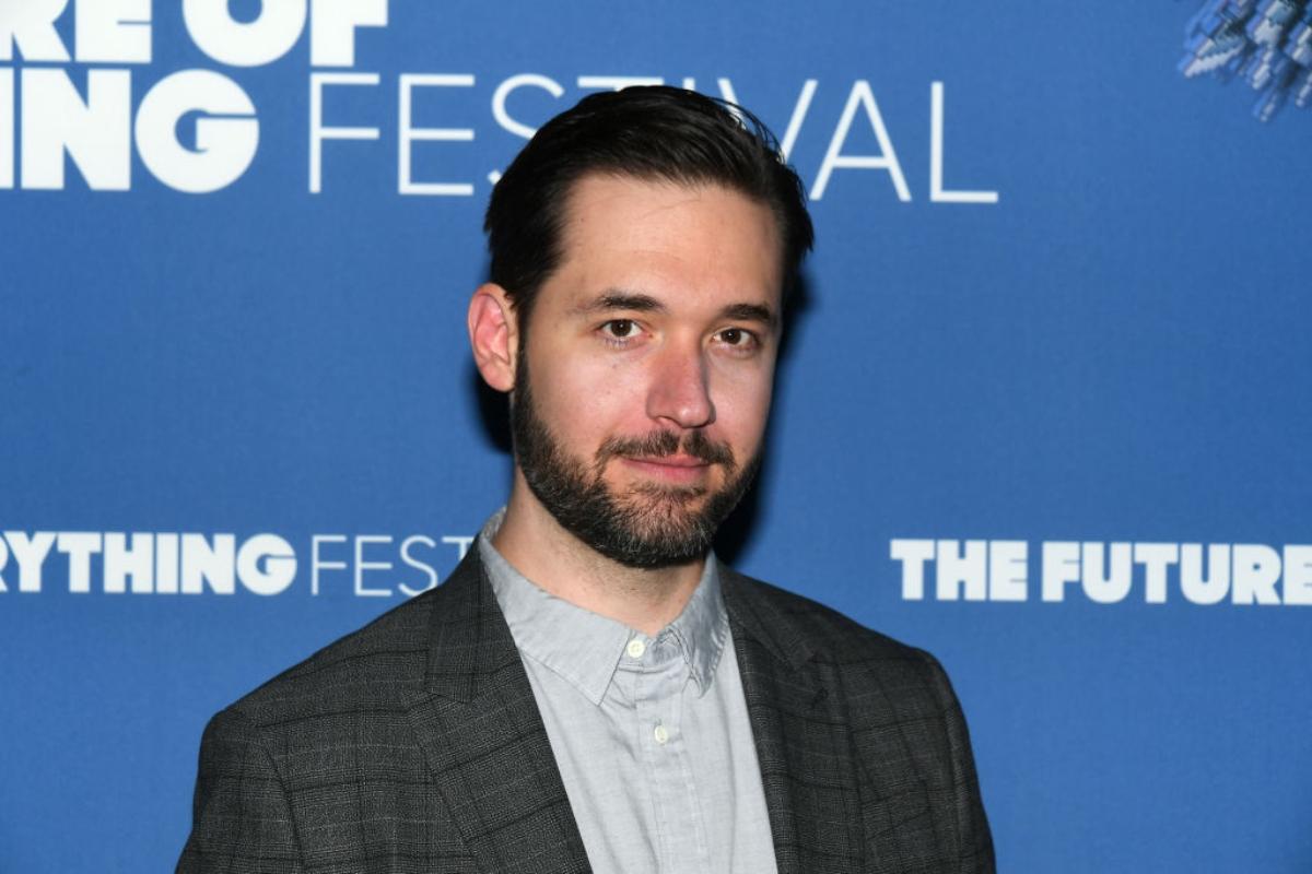 Alexis Ohanian's Net Worth Is Uncertain As Coinbase Goes ...