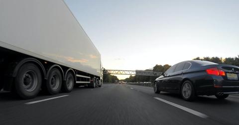 pn//uploads/bde b ee abd daacbfee__