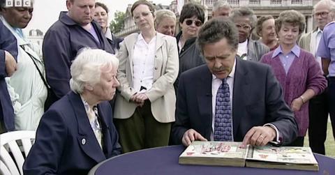 pn//uploads/e ded f bbb ee__