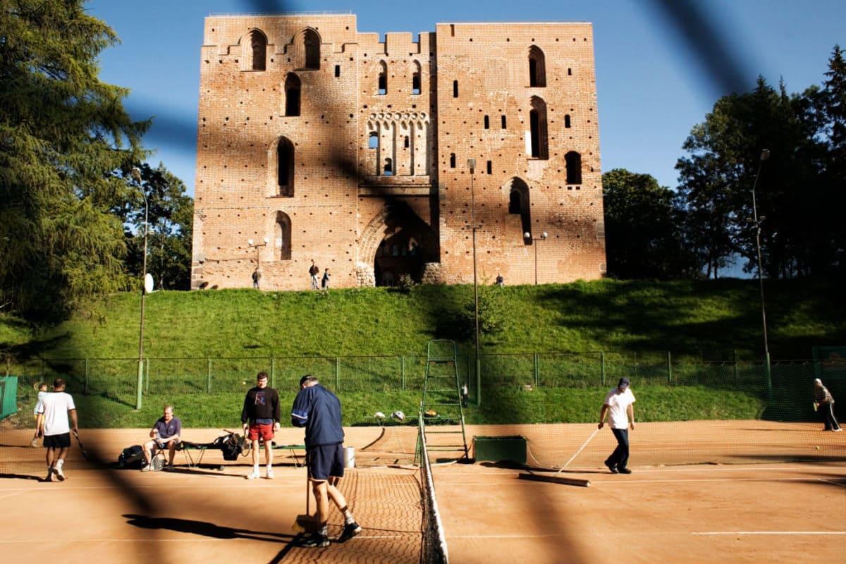 pn/ecffc e bf ad baa