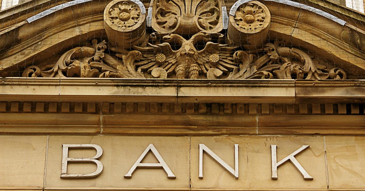 Why Did Banks Rise despite the Lower Outlook?