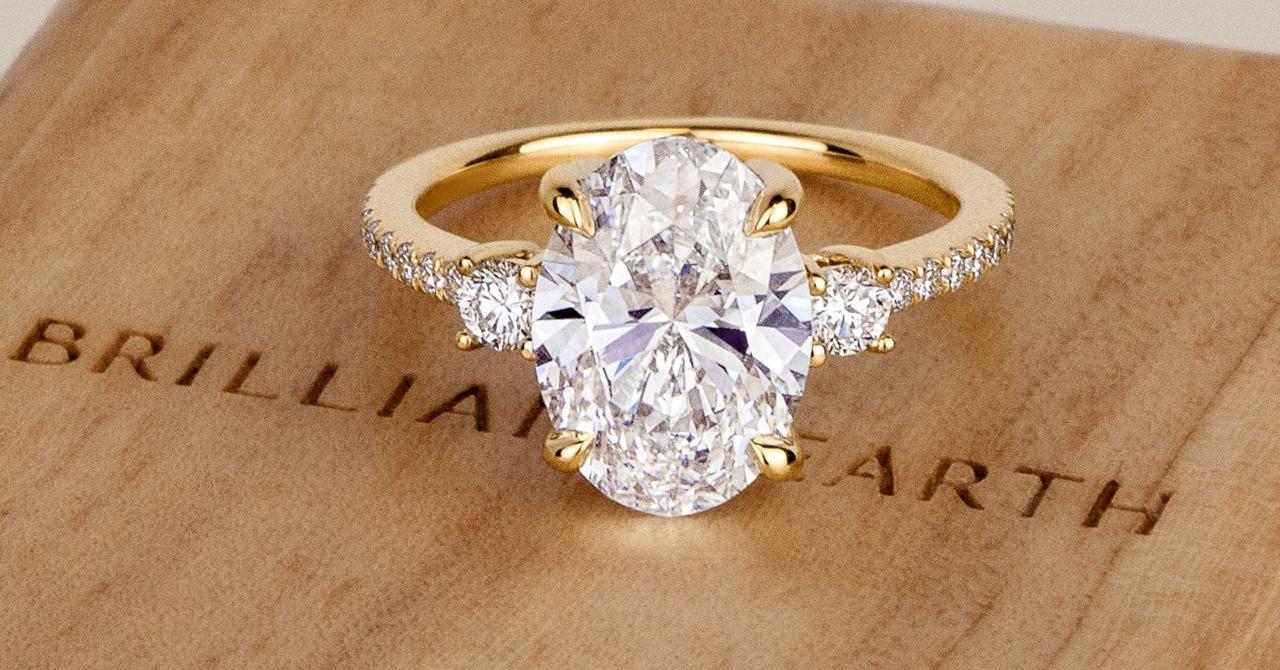 Are LabCreated Diamonds Worth Anything? Value, Explained