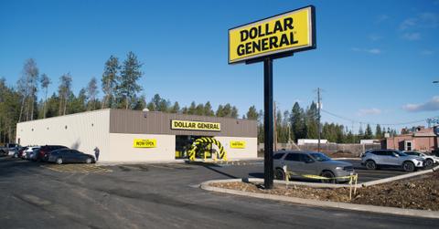 Dollar General store