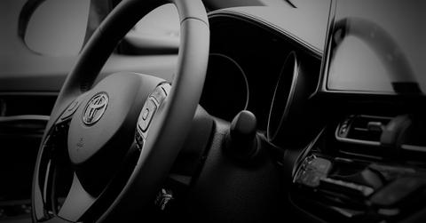 uploads///toyota c hr _