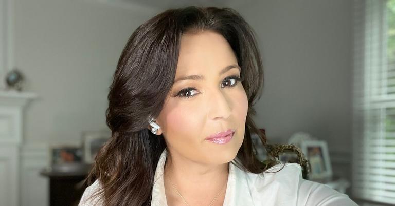 What's FOX News anchor Julie Banderas's Net Worth?