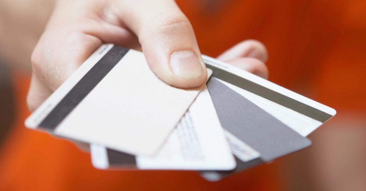 How Long Does Debt Stay on Credit Reports? Time Limits for Credit Info