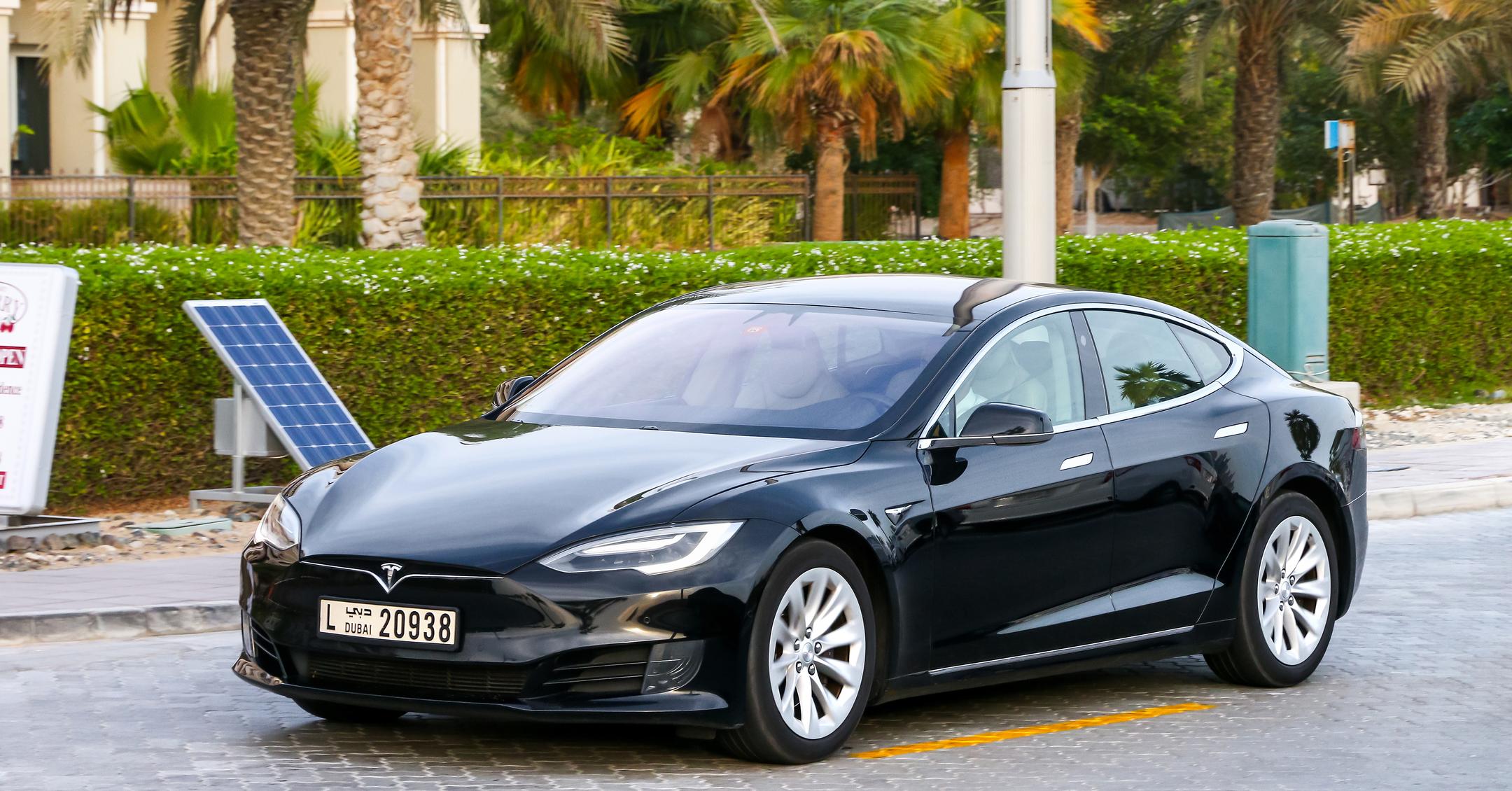 Can Tesla’s Expiring Federal Tax Credit Lift Q4 Deliveries?