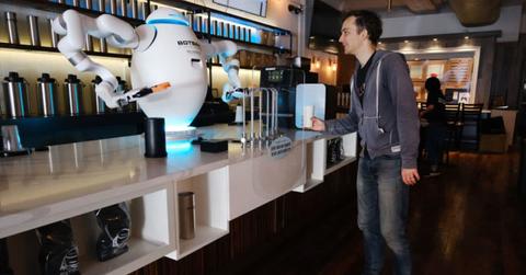 pn//uploads/fd c f bad ff__