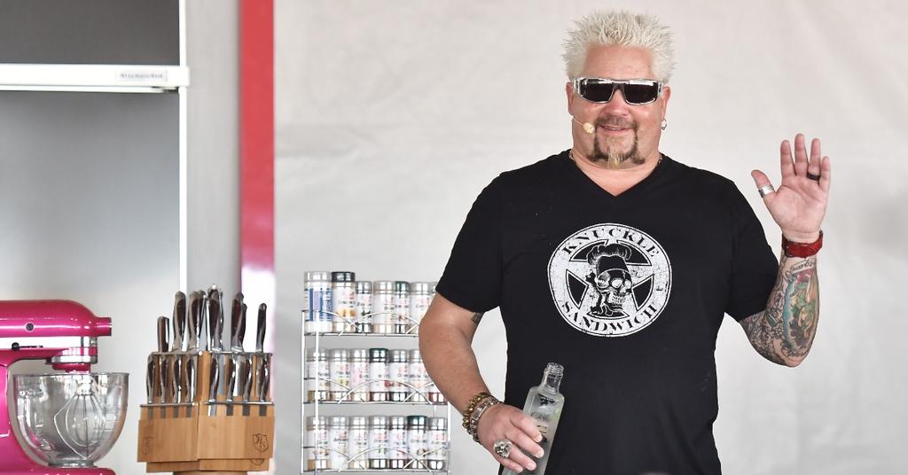 guy-fieri-is-the-highest-paid-chef-on-tv-with-40-million-net-worth