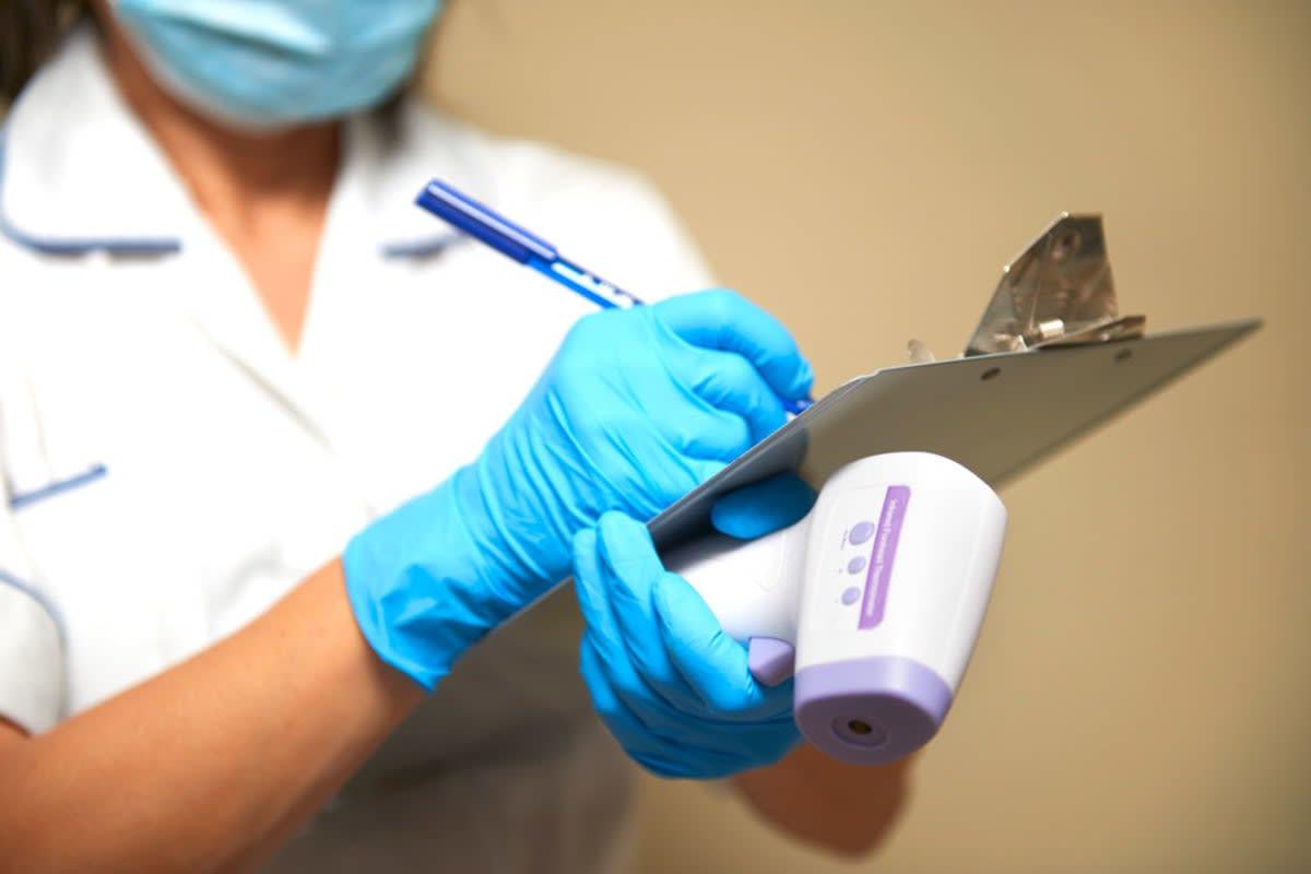 pn/cead ea b aec aaee