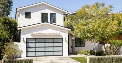 pn//uploads/ eee ee e ddecdb__