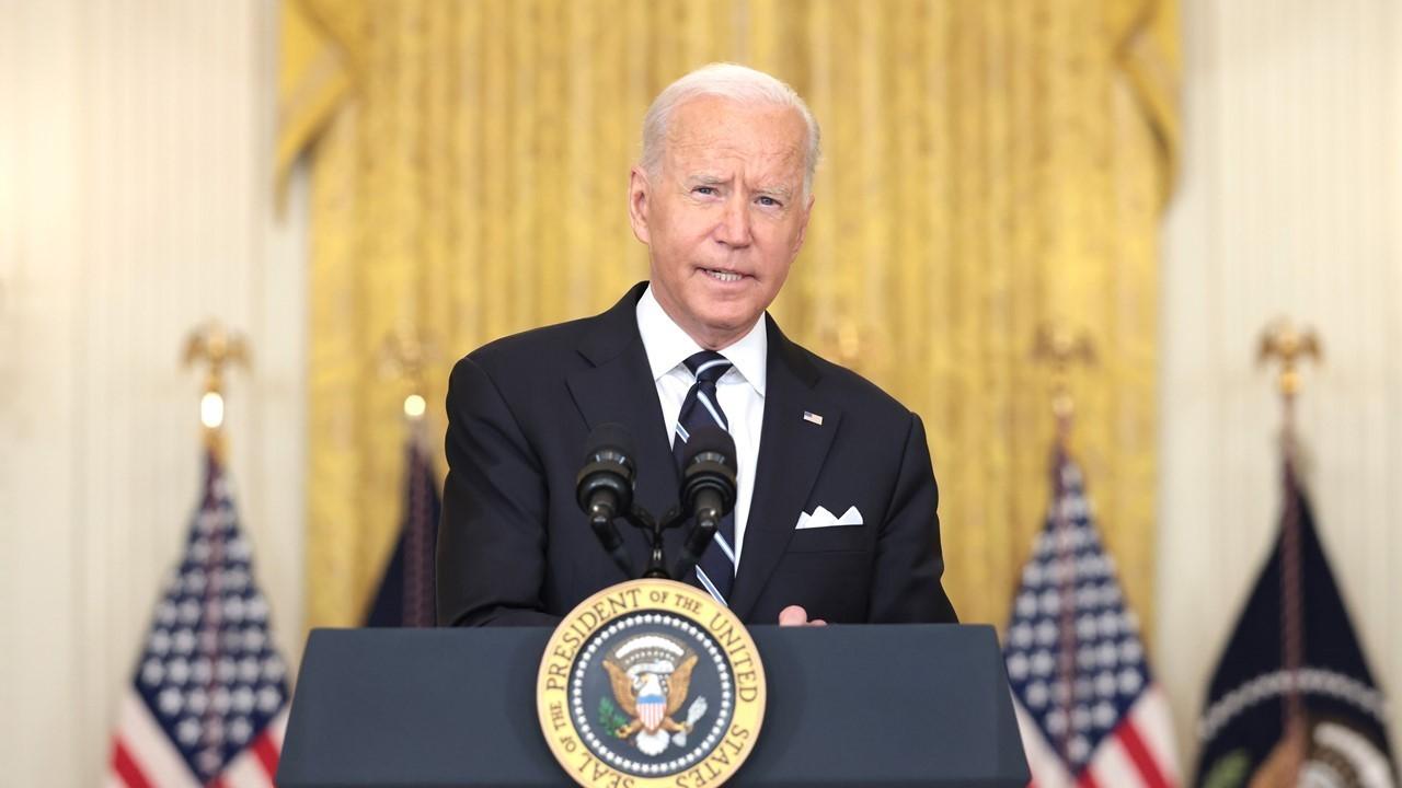 biden omicron fourth stimulus check