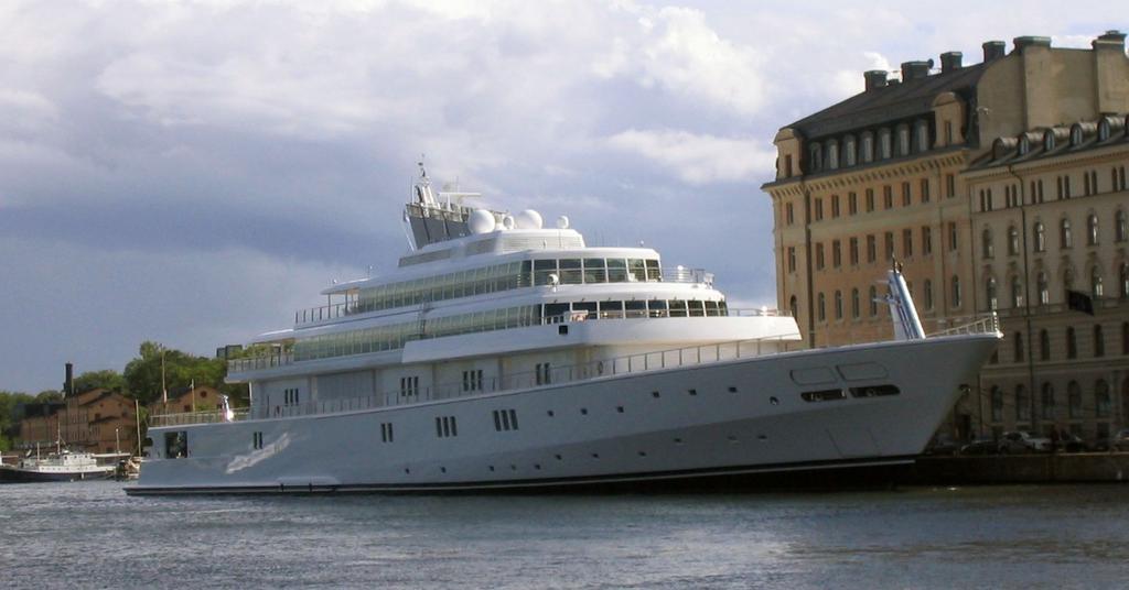 geffen yacht