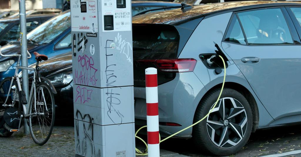 How Much Do EV Charging Stations Cost?
